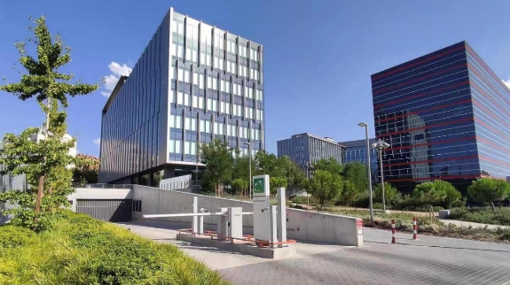 Antaisolar research and development centre in Madrid