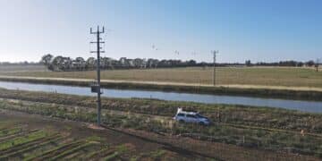 Low visibility makes powerlines a serious hazard for aircraft and ground crews. Images: V-TOL Aerospace